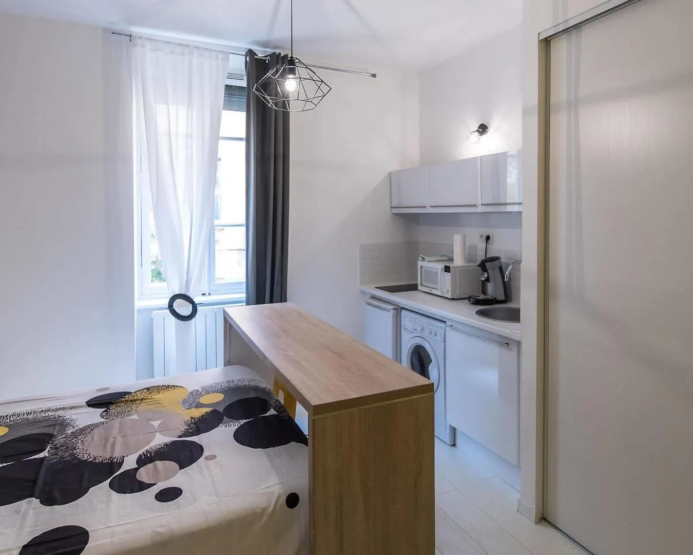 Le Lit Des Gones Apartment Lyon 0*,  France